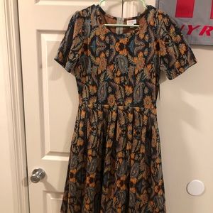 Lularoe Amelia